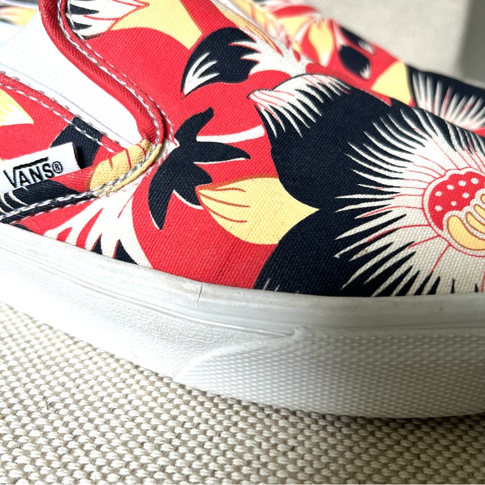 Vans for J. Crew Unisex classic slip-on shoes (size Women’s 9 or men’s 7.5) - Picture 16 of 16